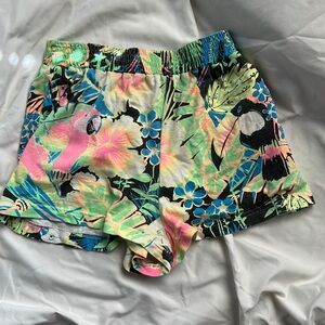Tropical shorts for fun or run or workout Sz M